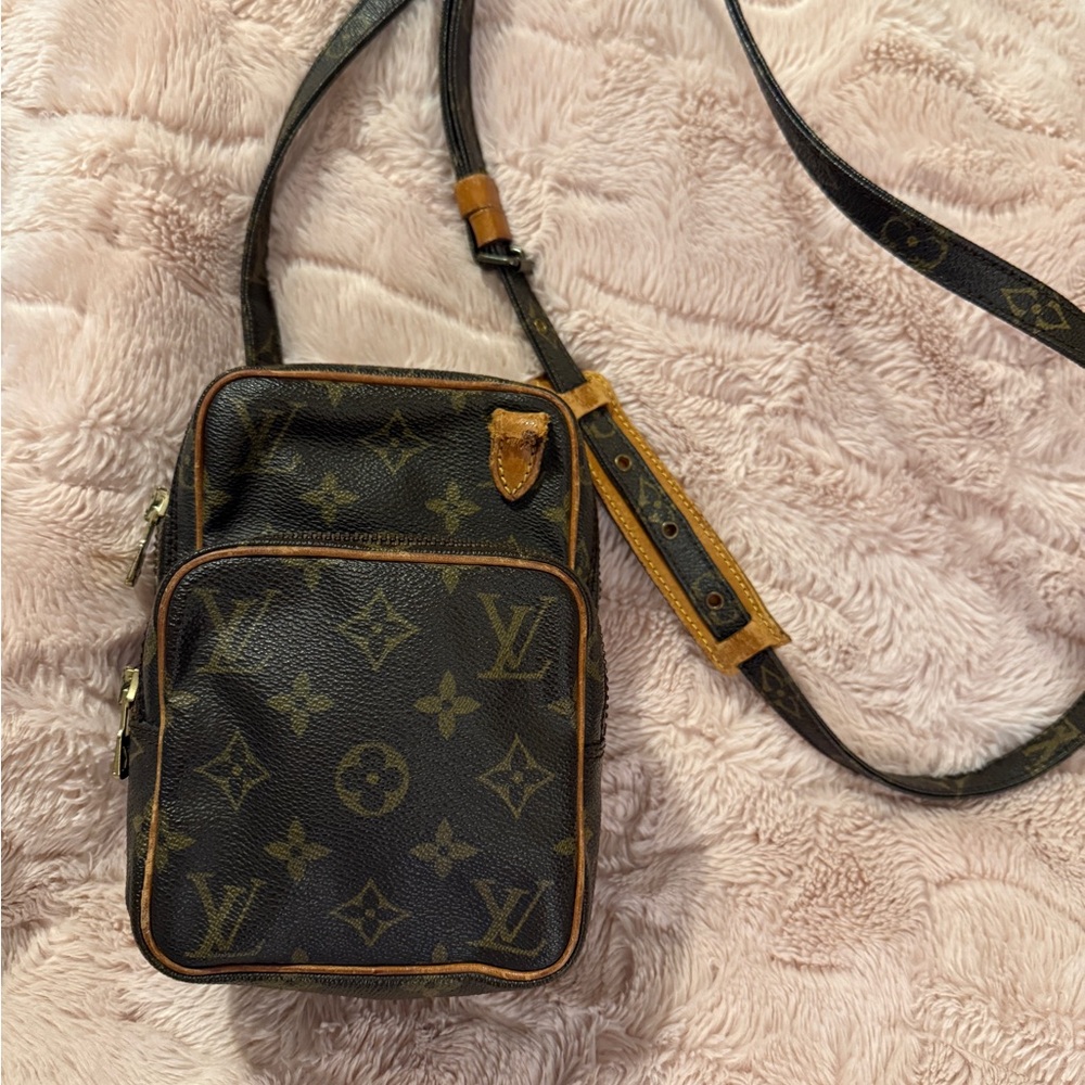 Louis Vuitton Monogram Amazon’s Crossbody Bag